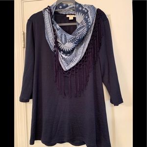 Women’s Top w/Removable Scarf
